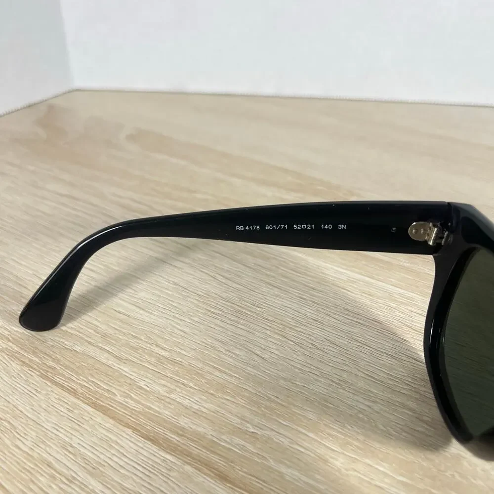 Ray-Ban RB4178 601/71 Sunglasses Black READ DESC Made in Italy 52-21-140